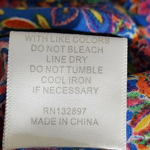 Rose + Olive Medium Floral Tank Top Blouse - Picture 5 of 5